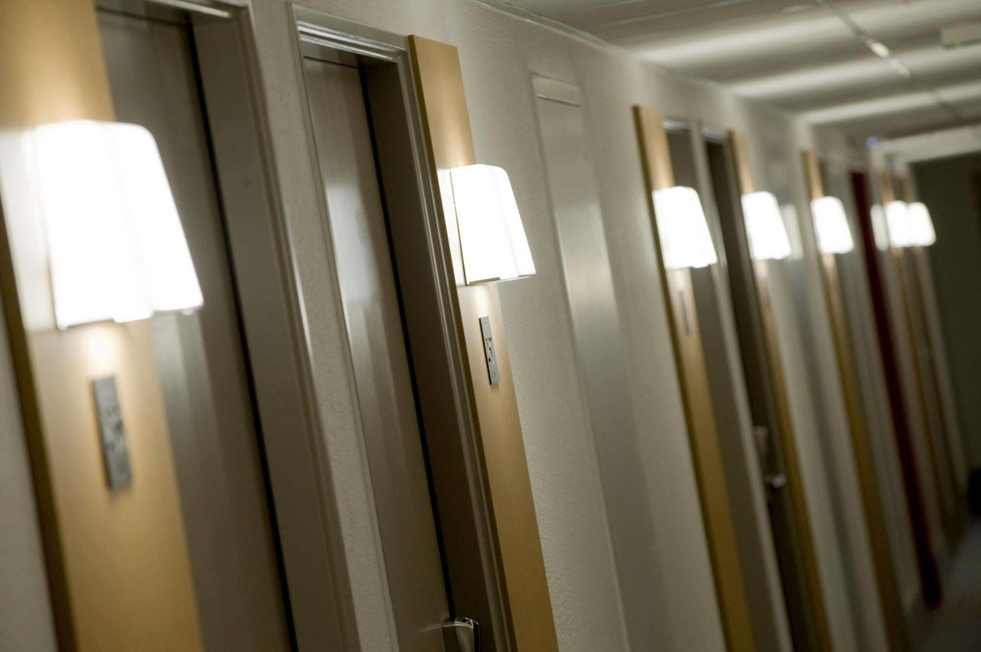 B&B Hotel Reims Bezannes ภายนอก รูปภาพ