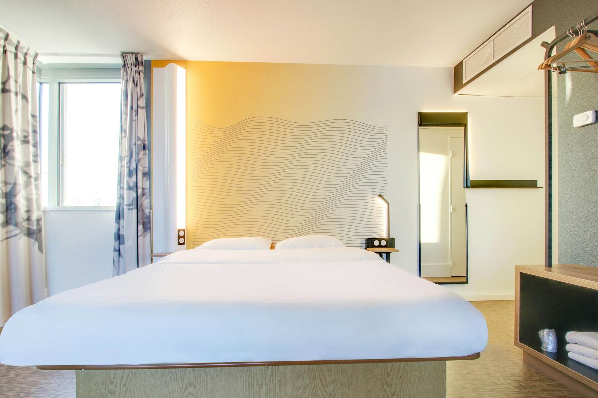 B&B Hotel Reims Bezannes ภายนอก รูปภาพ